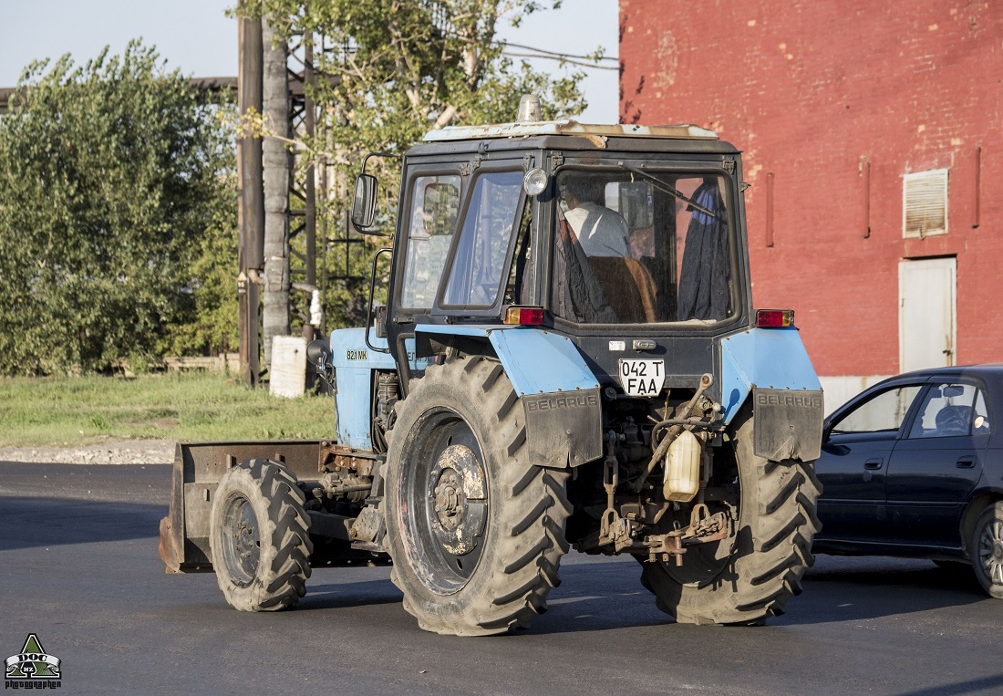 Восточно-Казахстанская область, № 042 T FAA — Беларус-82.1