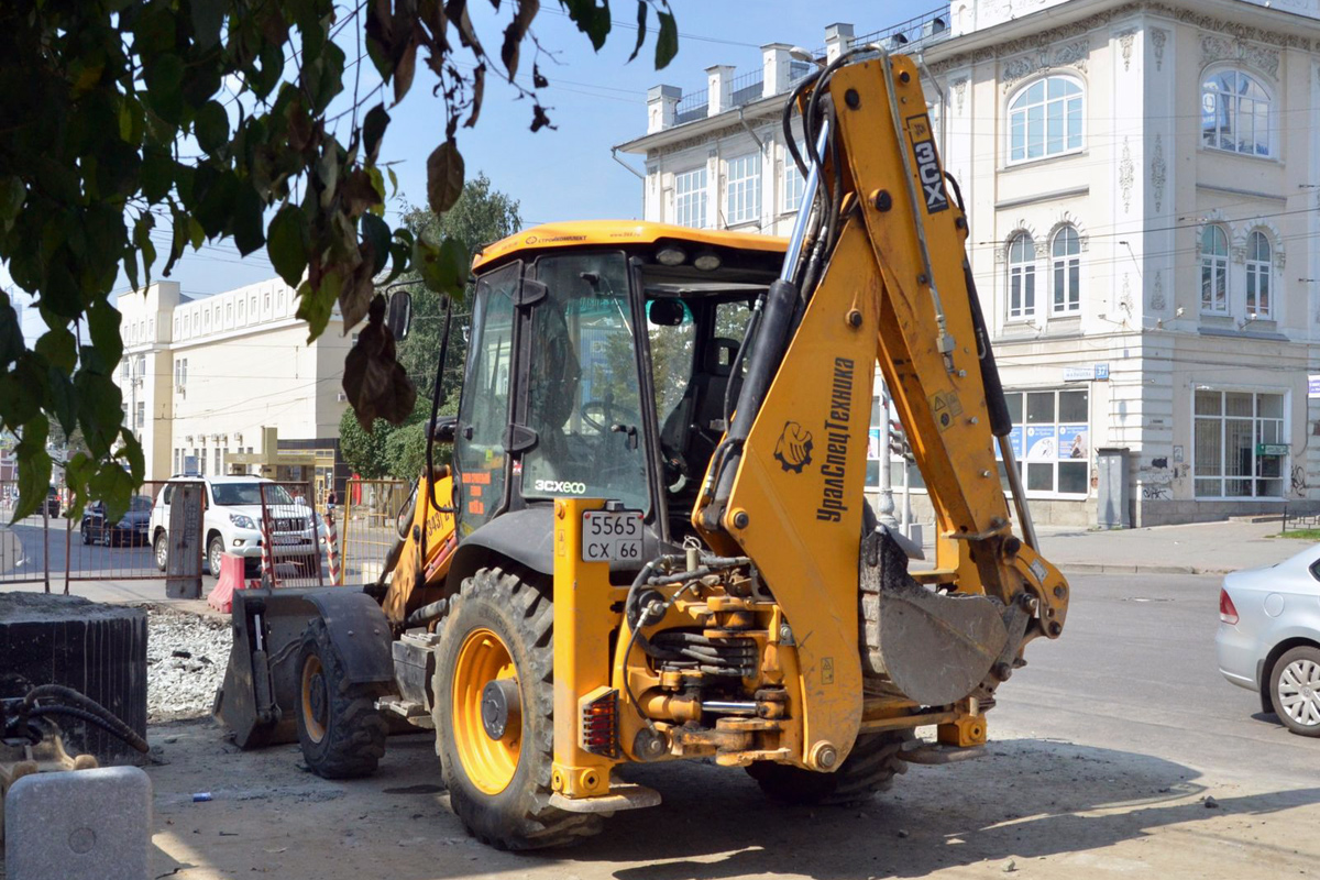 Свердловская область, № 5565 СХ 66 — JCB 3CX