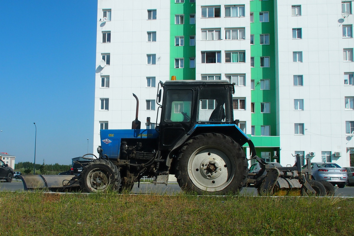 Ханты-Мансийский автоном.округ, № 8997 НВ 86 — Беларус-82.1