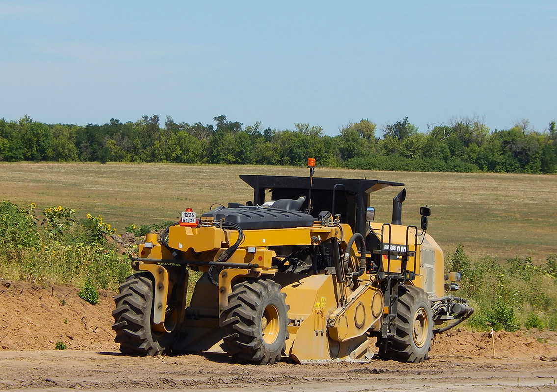 Белгородская область, № 1226 ЕТ 31 — Caterpillar (общая модель)