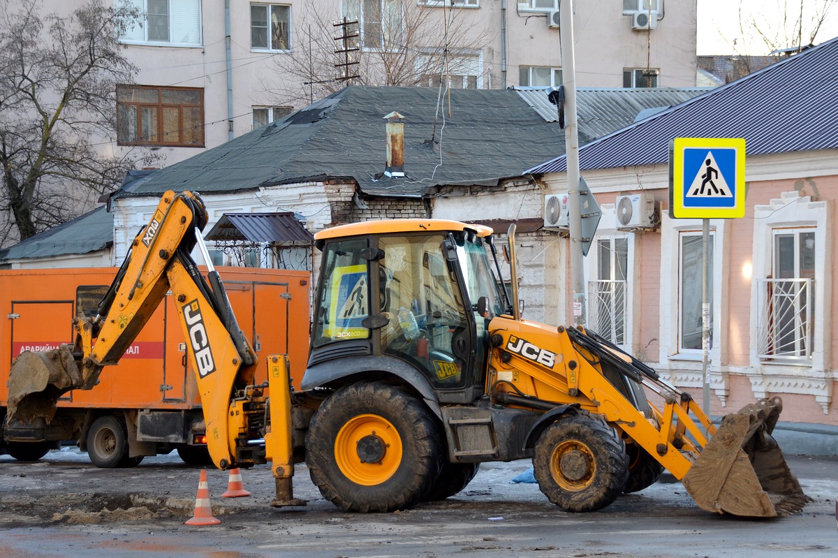 Ростовская область, № 2310 ОЕ 61 — JCB 3CX