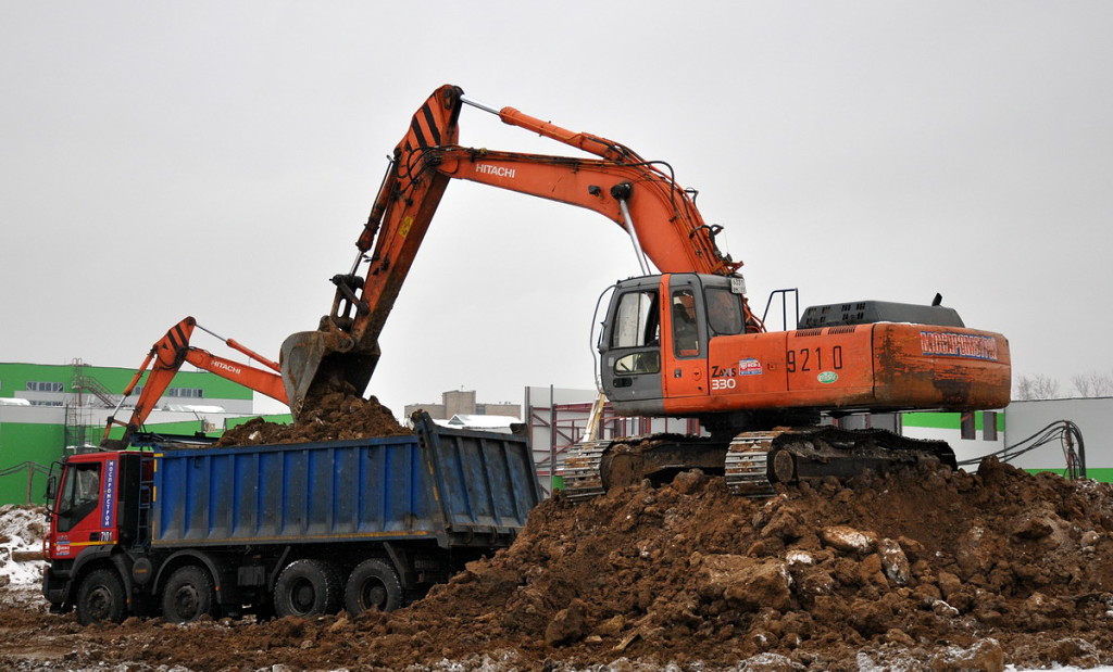 Москва, № 6331 ВМ 77 — Hitachi ZX330 (общая модель)