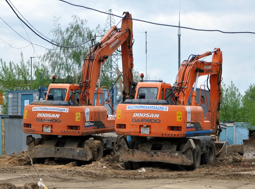 Москва, № 2977 АХ 77 — Doosan Solar 180W-V