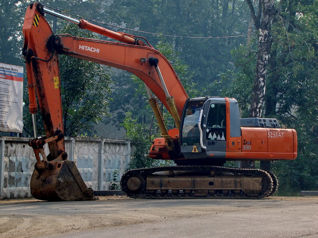 Москва, № 5251 АТ 77 — Hitachi ZX330 (общая модель)