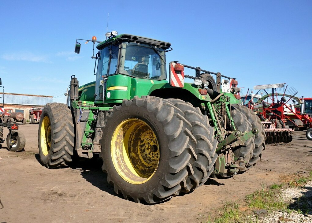 Рязанская область, № 5701 РУ 62 — John Deere (общая модель)