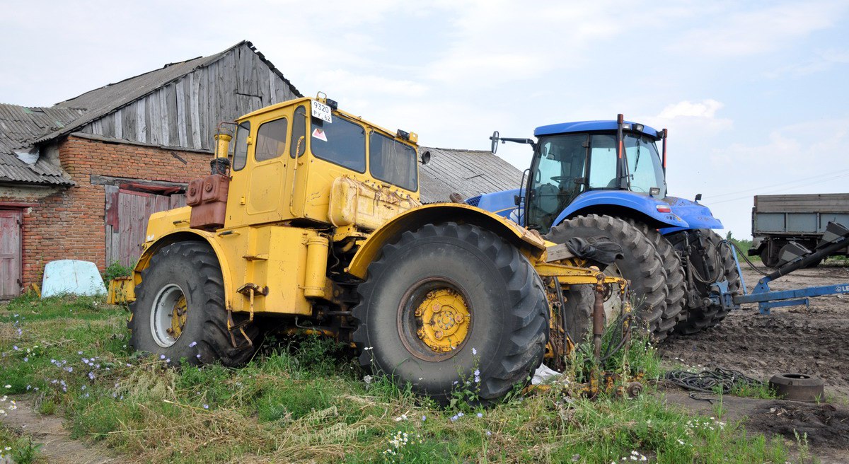 Рязанская область, № 9320 РУ 62 — К-700А, К-701