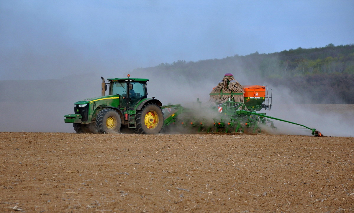 Рязанская область, № (62) Б/Н СТ 0177 — John Deere 8335R; Прицепы сельскохозяйственные — Посевные комплексы (общая)