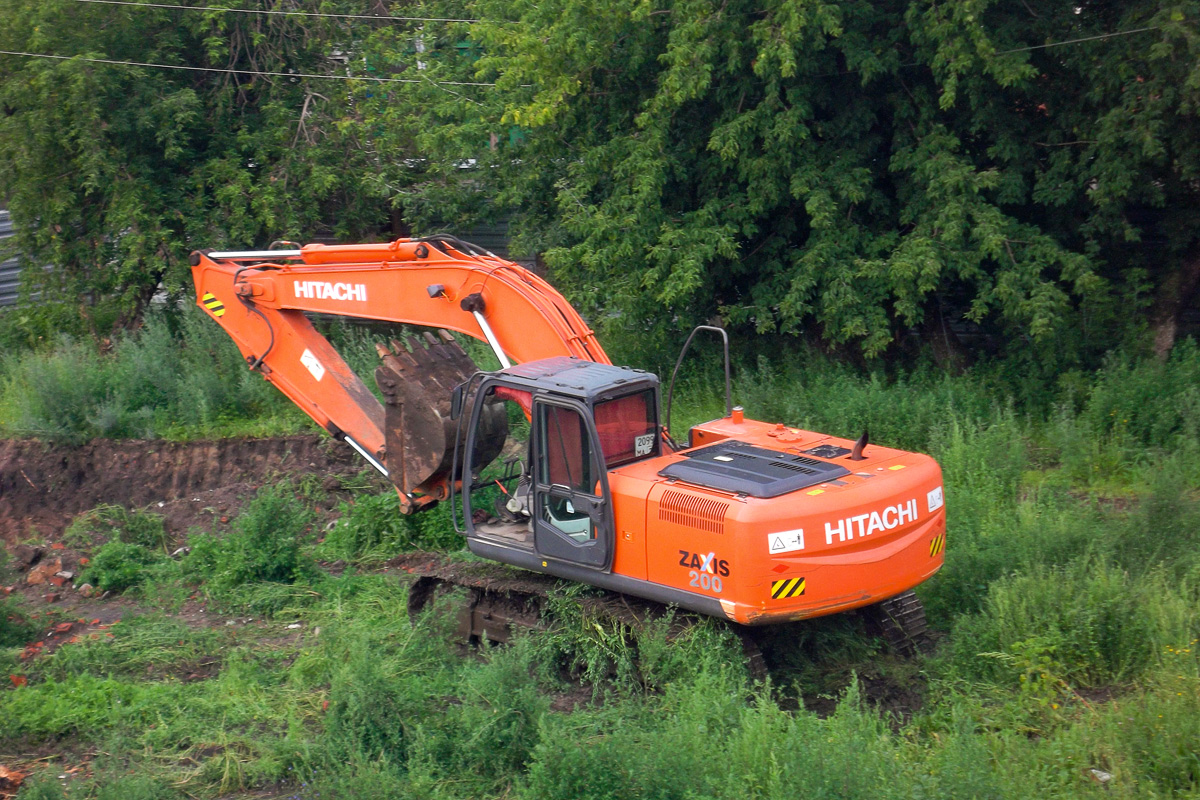 Алтайский край, № 2099 МА 22 — Hitachi ZX200 (общая модель)