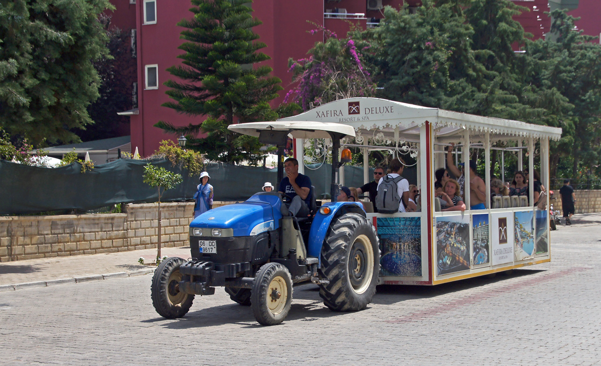 Турция, № 06 DD 9617 — New Holland TT50