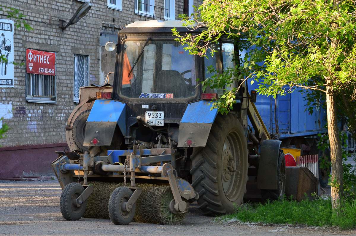 Волгоградская область, № 9533 ВН 34 — Беларус-82.1