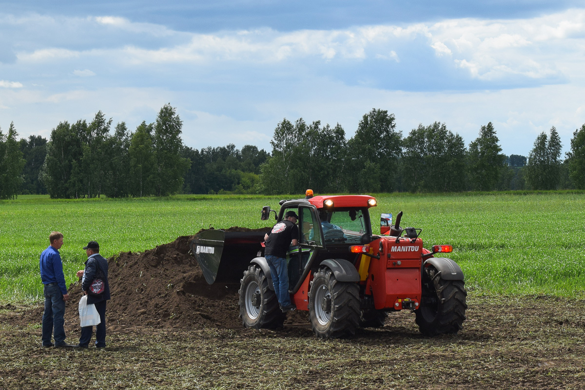 Алтайский край, № (22) Б/Н СТ 0239 — Manitou (общая модель); Алтайский край — Выставка "День Сибирского Поля 2019"