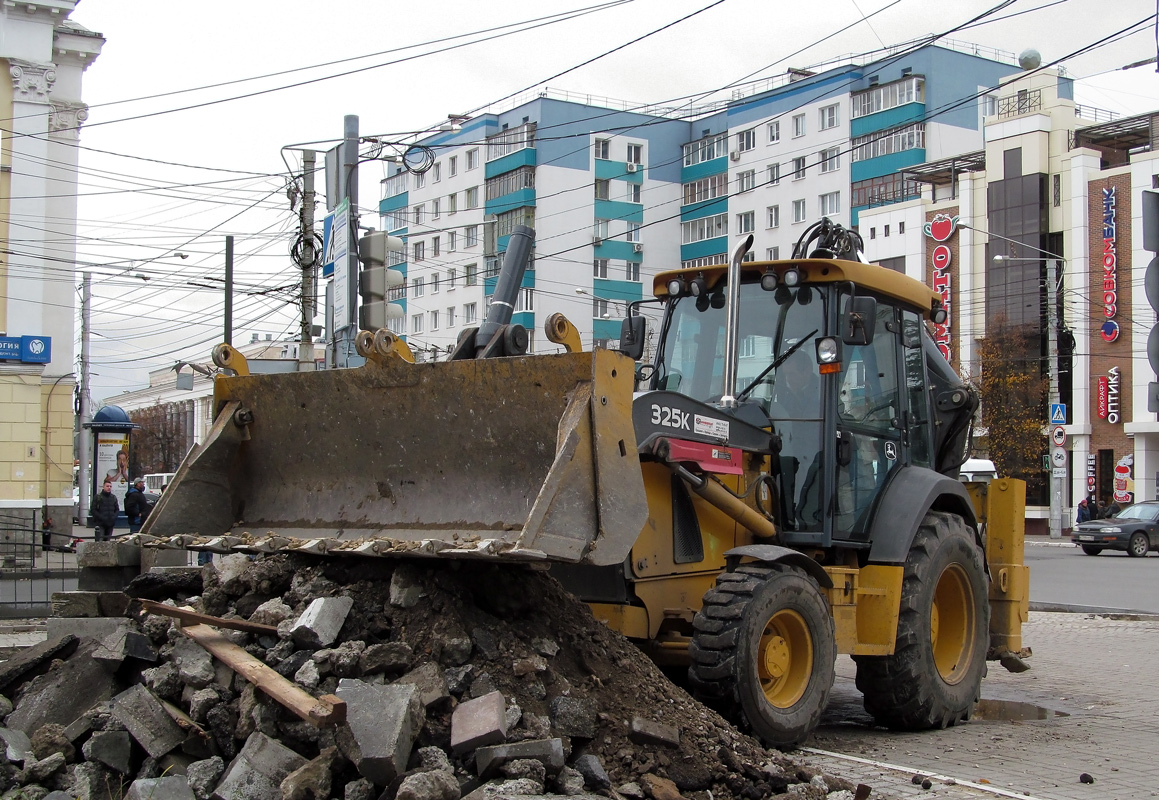 Калужская область, № 4202 КР 40 — John Deere 325K