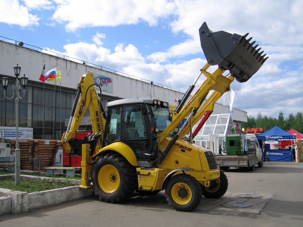 Удмуртия, № (18) Б/Н СТ 0088 — New Holland LB90.B