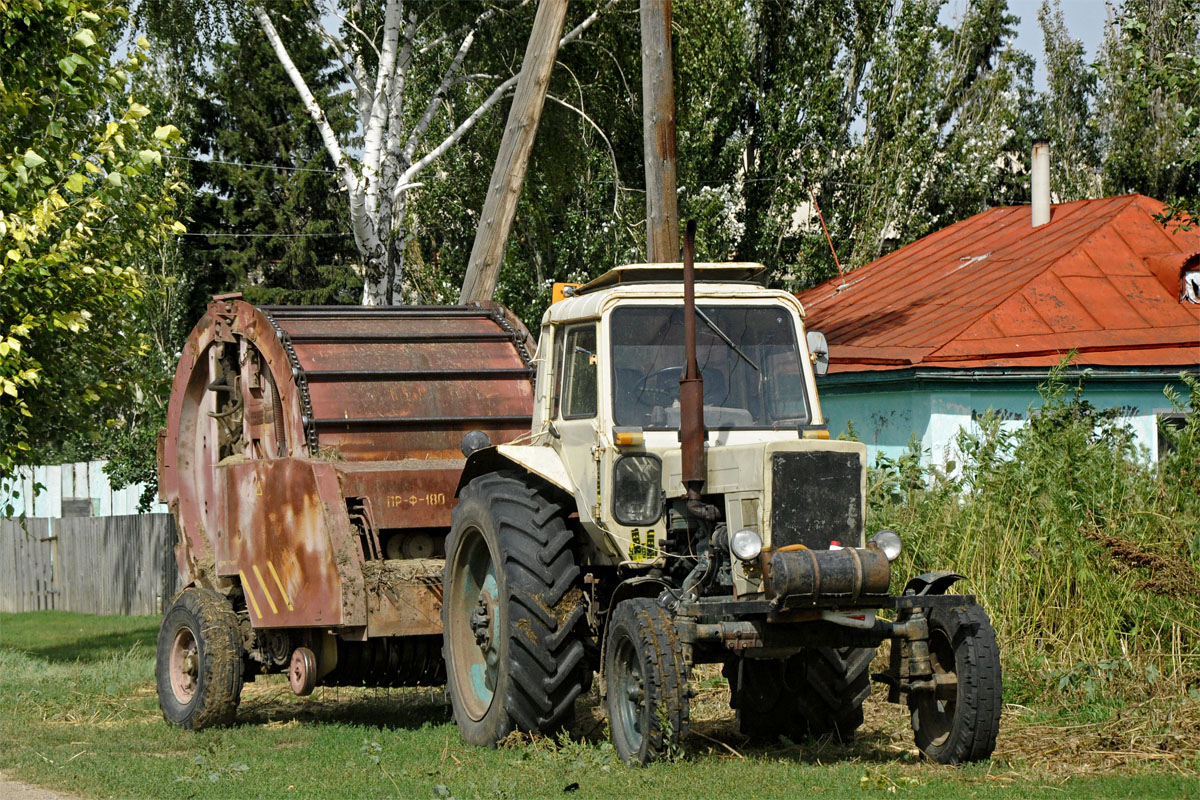 Алтайский край, № (22) Б/Н СТ 0293 — МТЗ-80; Прицепы сельскохозяйственные — Пресс-подборщик ПРФ-180*