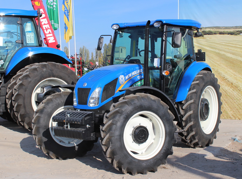 Кировоградская область, № (UA12) Б/Н СТ 0005 — New Holland TD5.110; Кировоградская область — АгроЕкспо-2014