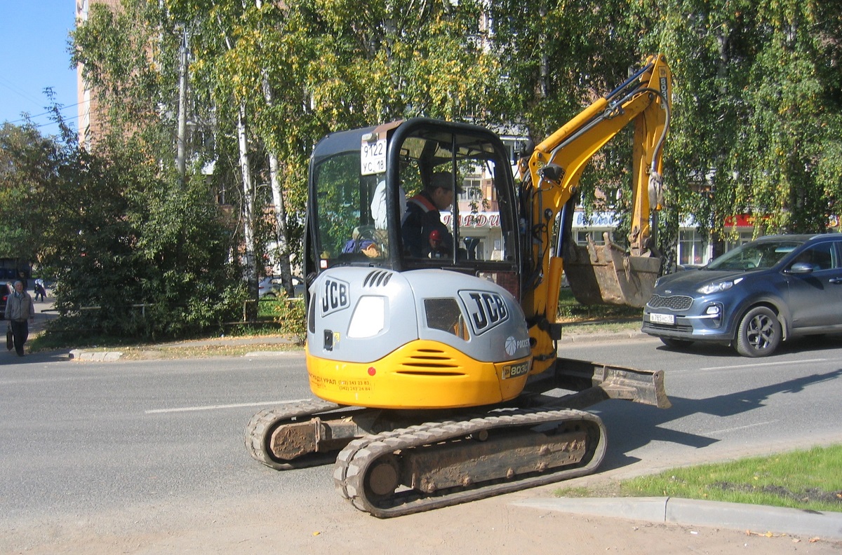 Удмуртия, № 9122 УС 18 — JCB 8030 ZTS