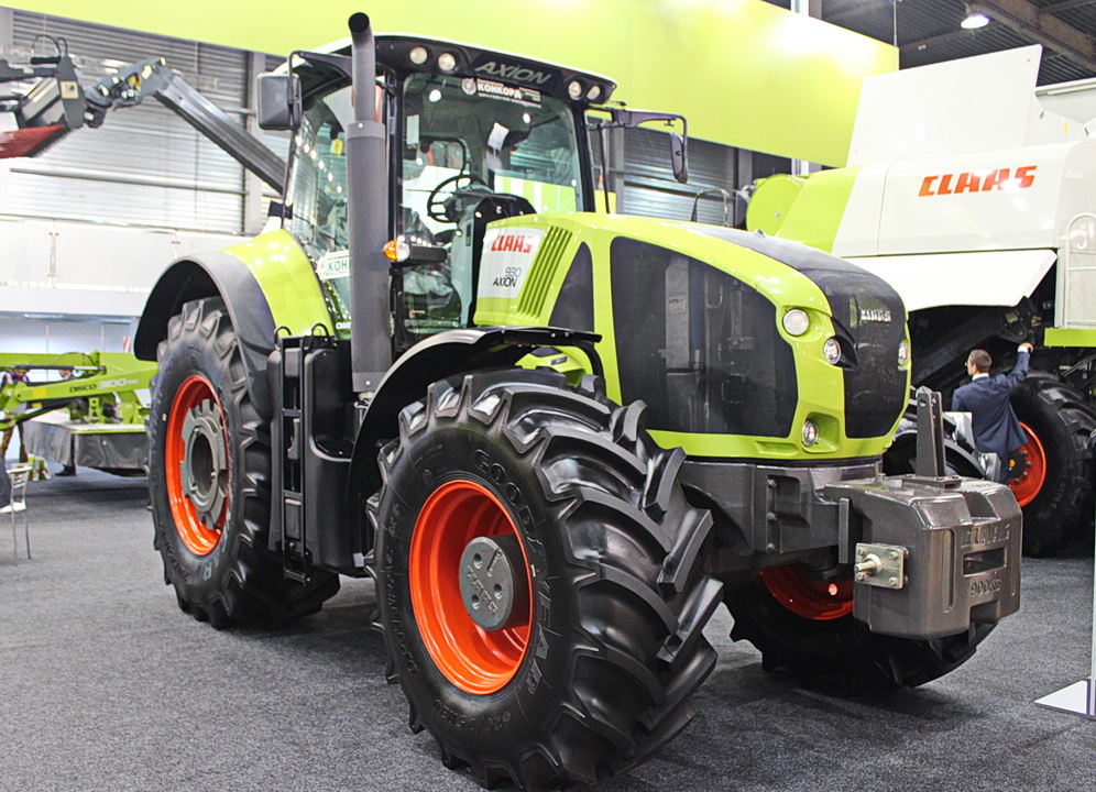 Киев, № (UA11) Б/Н СТ 0028 — Claas Axion 930