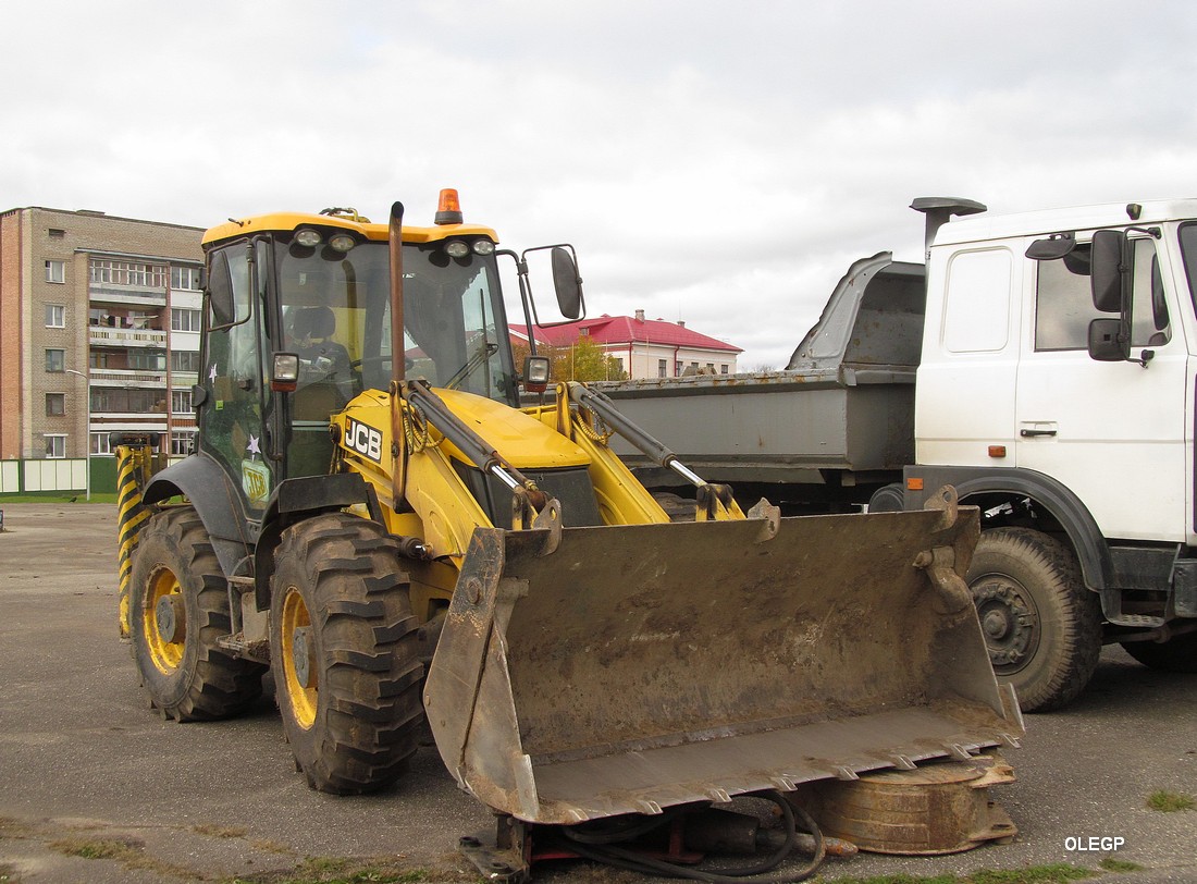 Минск, № КА-7 2365 — JCB 3CX