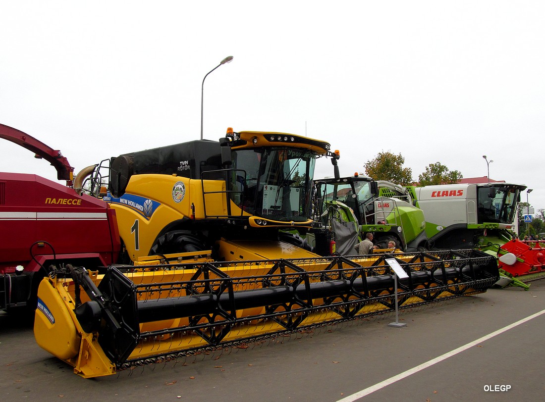 Витебская область, № (BY-2) Б/Н СТ 0074 — New Holland CX8080; Витебская область — "Дажынкі-2017"