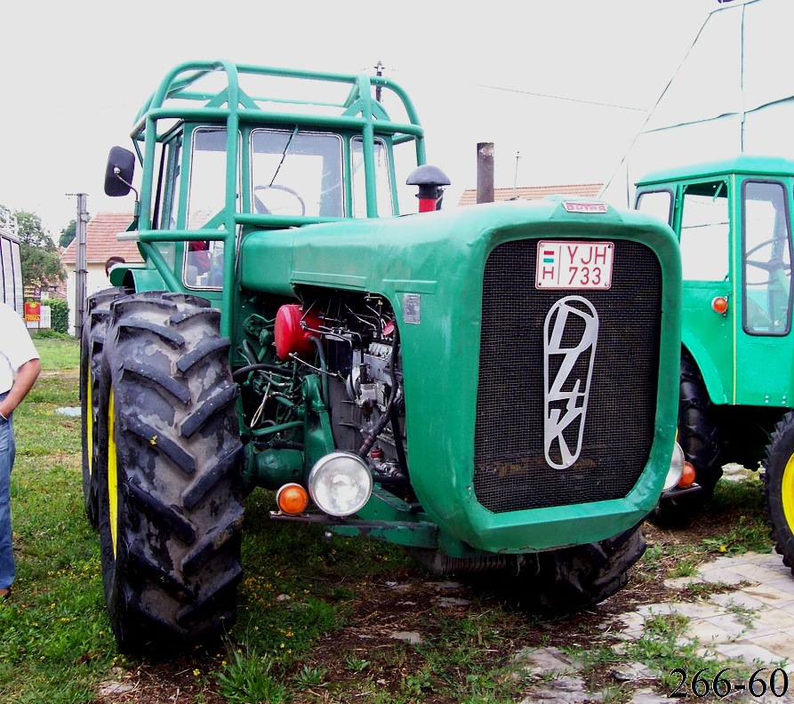 Венгрия, № YJH-733 — Dutra D4K-B (Dutra 1000); Венгрия — II. Nemzetközi Ikarus, Csepel és Veteránjármű Találkozó, Polgár (2009)