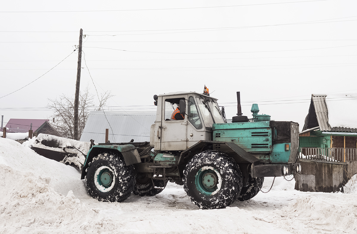 Алтайский край, № 1358 АШ — Т-150К