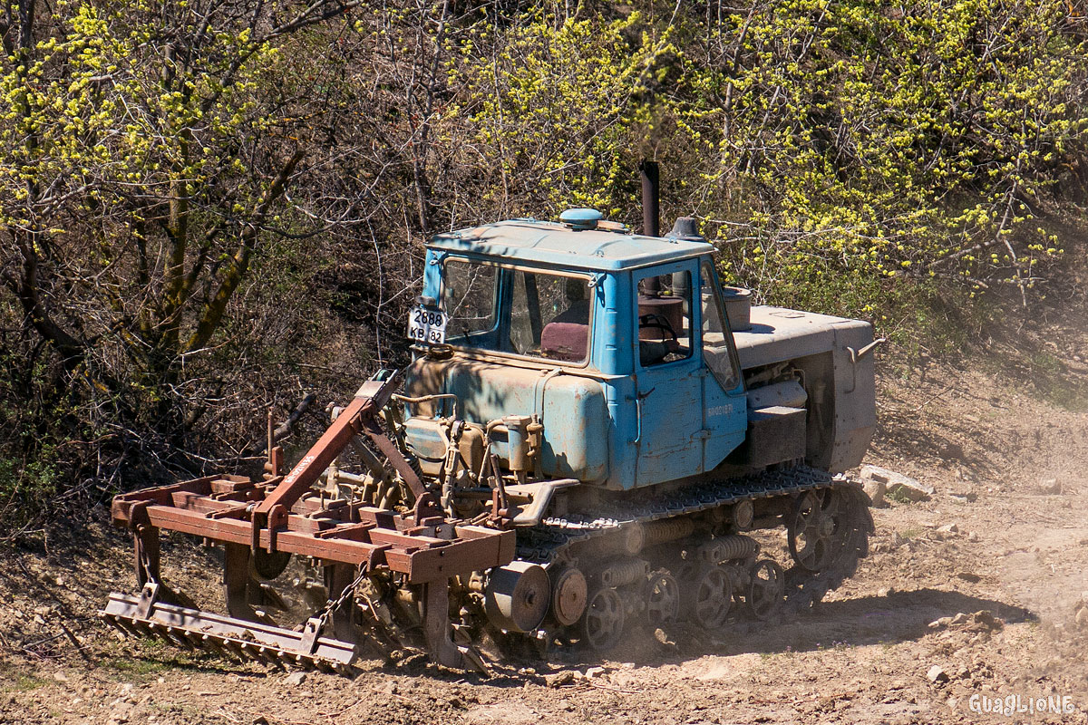 Крым, № 2888 КВ 82 — Т-150-09