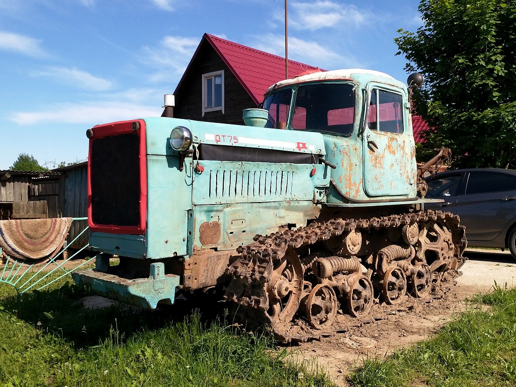 Тверская область, № (69) Б/Н СТ 0044 — ДТ-75М (ПТЗ)