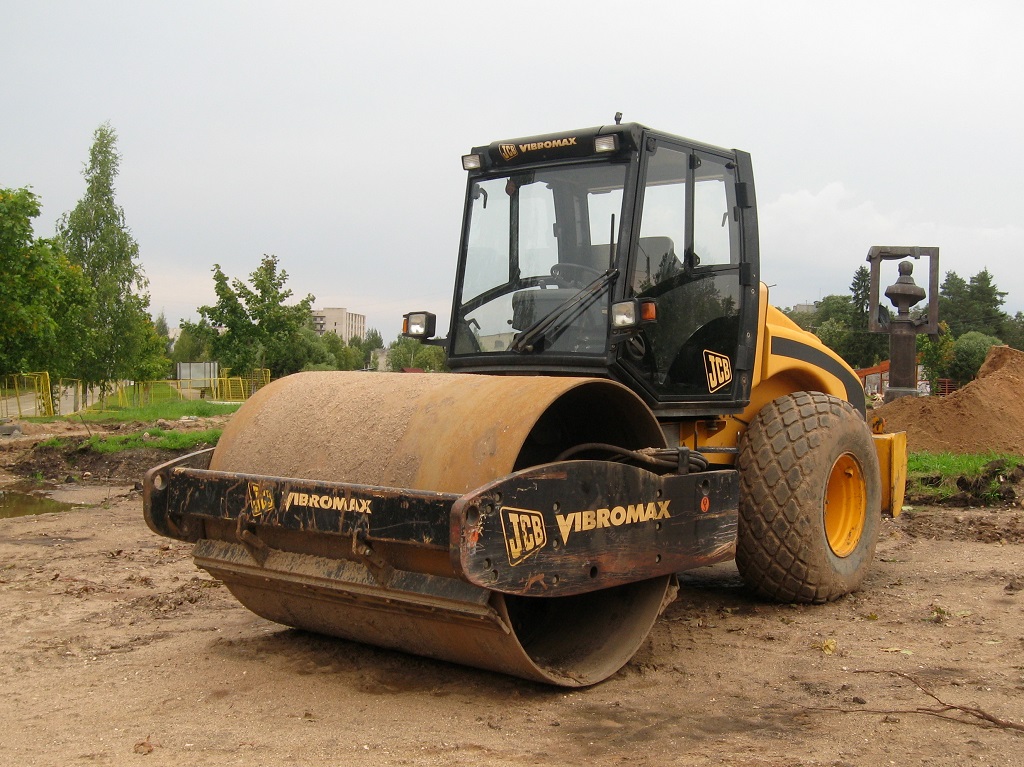 Тверская область, № 8082 ВК 77 — JCB VM132 D/PD