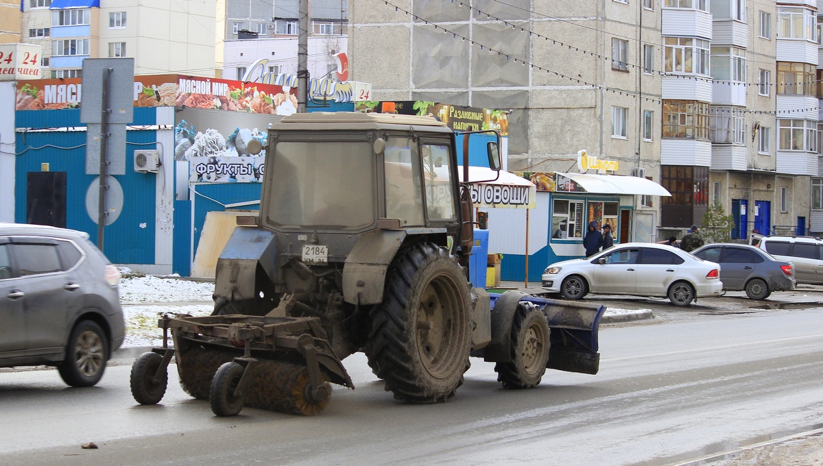 Ханты-Мансийский автоном.округ, № 2184 УМ 86 — Беларус-82.1