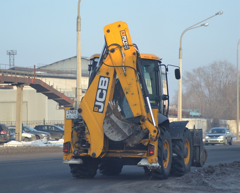 Кемеровская область, № 2468 КО 42 — JCB 3CX