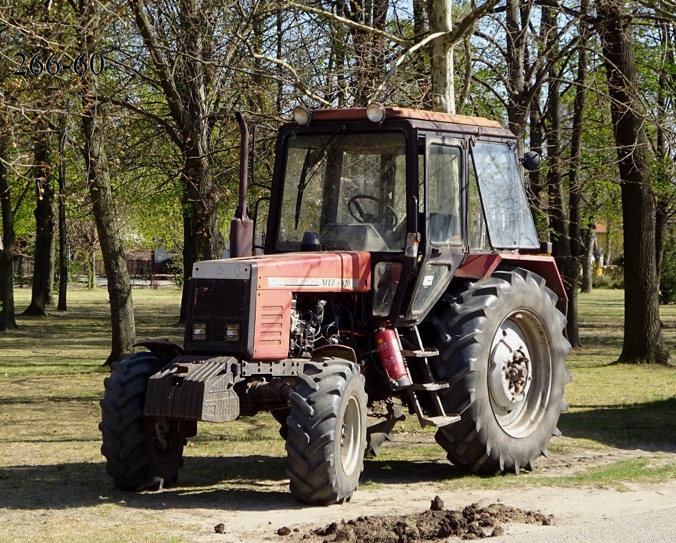 Венгрия, № YHB-101 — Беларус-820