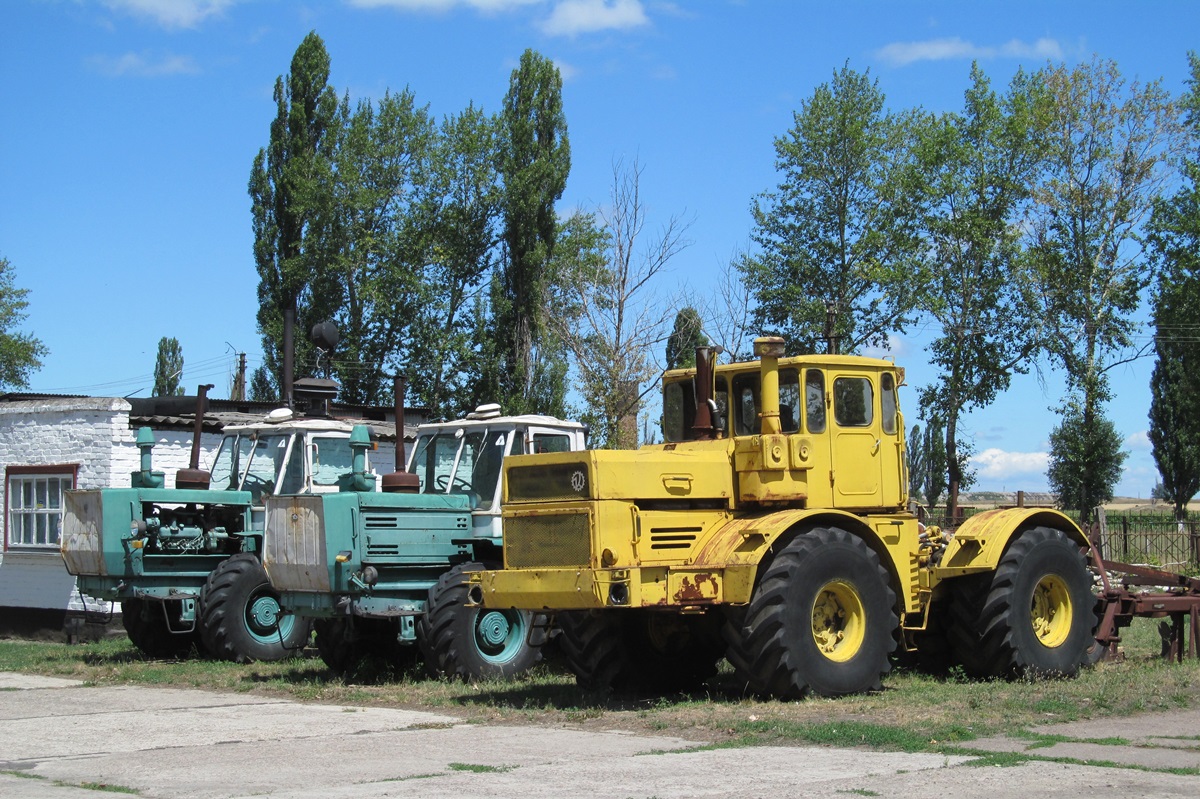 Кировоградская область, № (UA12) Б/Н СТ 0017 — К-700А, К-701