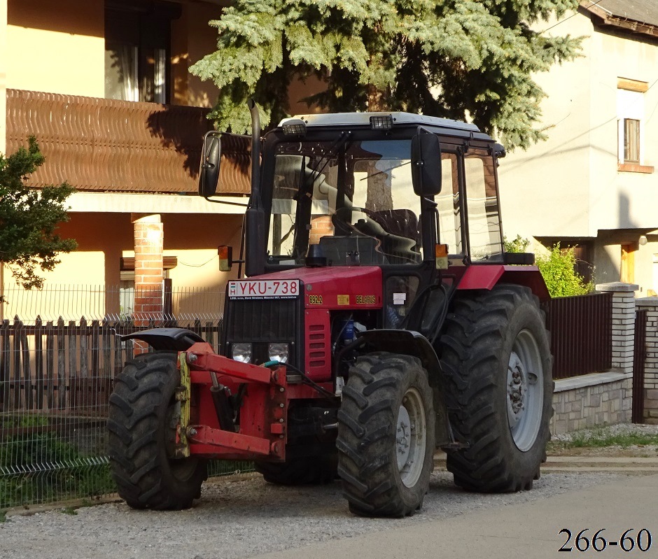 Венгрия, № YKU-738 — Беларус-892.2