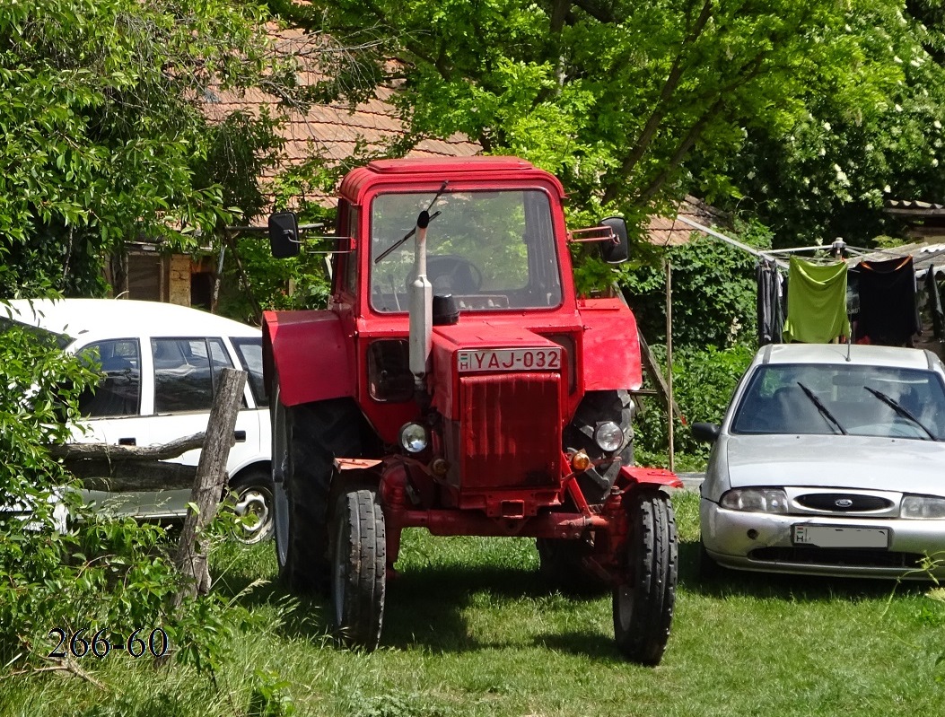 Венгрия, № YAJ-032 — МТЗ-80