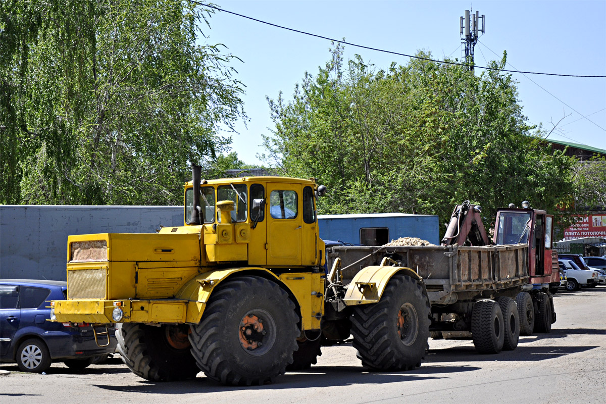 Алтайский край, № 3083 МА 22 — К-700А, К-701