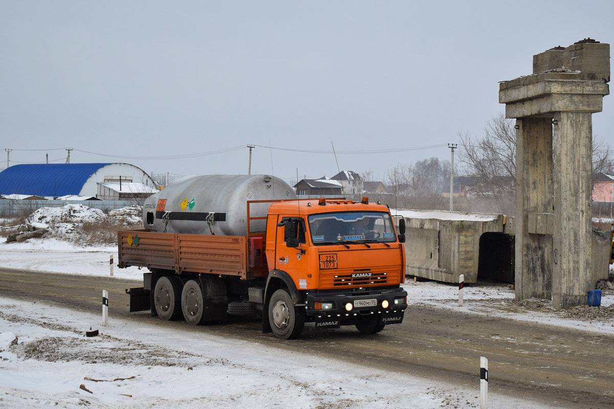 Омская область, № Т 960 МО 55 — КамАЗ-53215-15 [53215R]