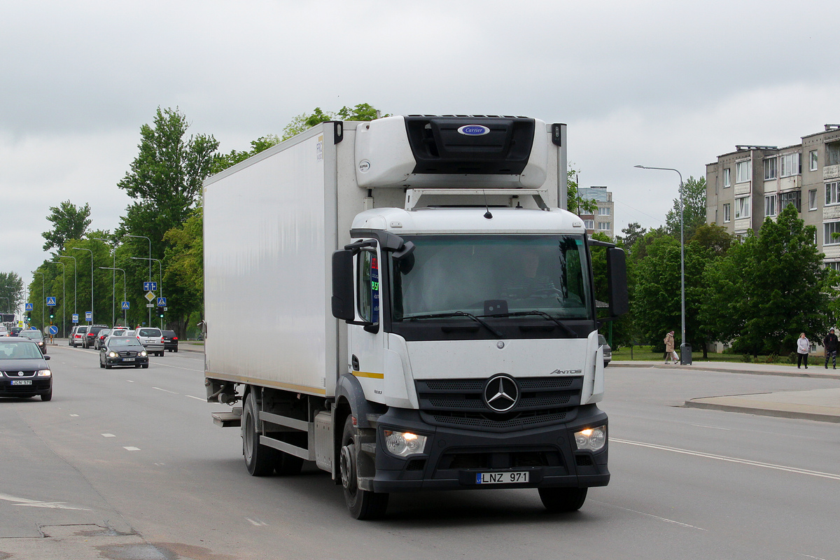 Литва, № LNZ 971 — Mercedes-Benz Antos (общ.м)