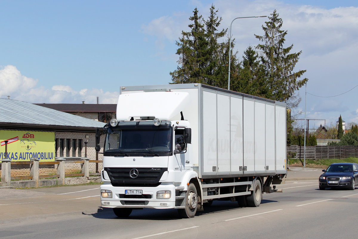 Литва, № LTH 714 — Mercedes-Benz Axor (общ.м)