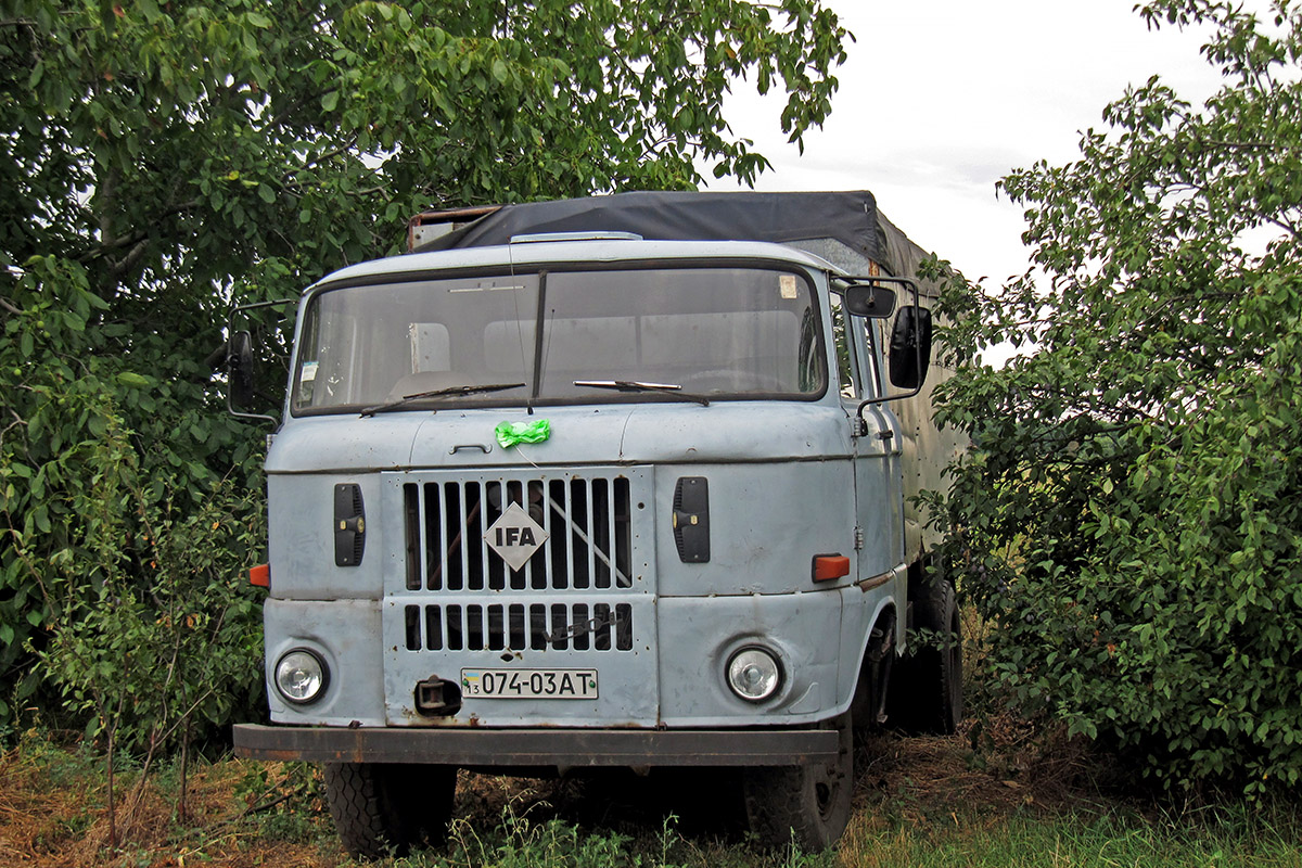 Луганская область, № 074-03 АТ — IFA W50L/FP