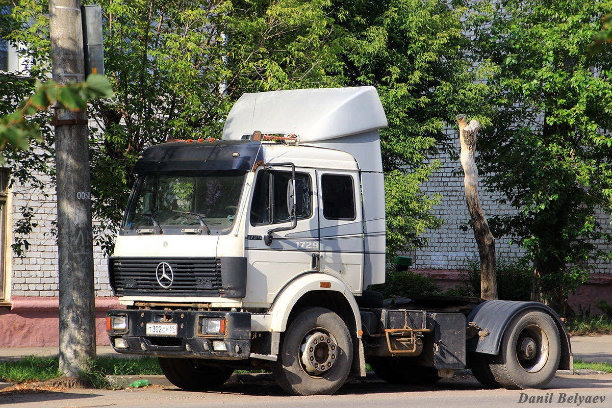 Кировская область, № Т 302 СР 59 — Mercedes-Benz SK (общ. мод.)