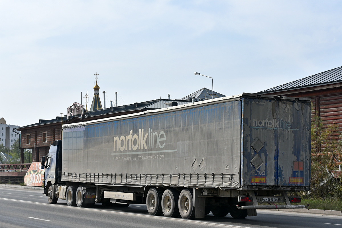 Новосибирская область, № Е 816 ХТ 154 — Volvo ('2013) FM.420 [X9P]; Новосибирская область, № ЕМ 2686 77 — Krone SDP 27
