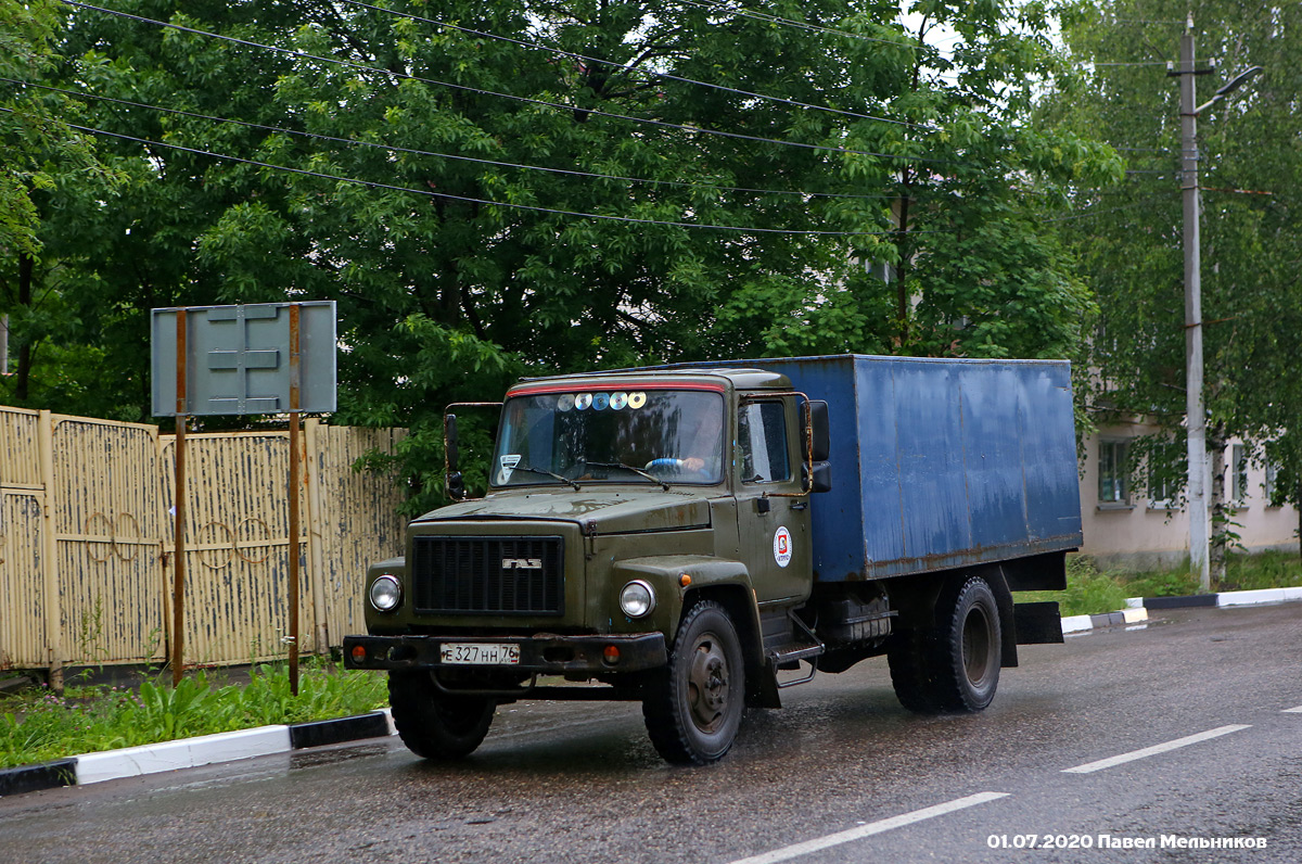 Ярославская область, № Е 327 НН 76 — ГАЗ-3307