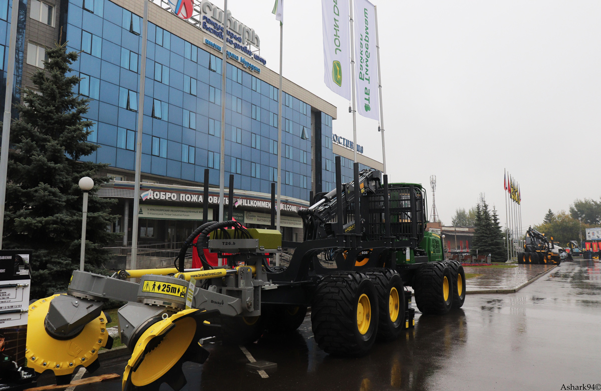 Красноярский край, № (24) Б/Н СТ 0106 — John Deere (общая модель); Красноярский край — Выставка "Эксподрев-2021"