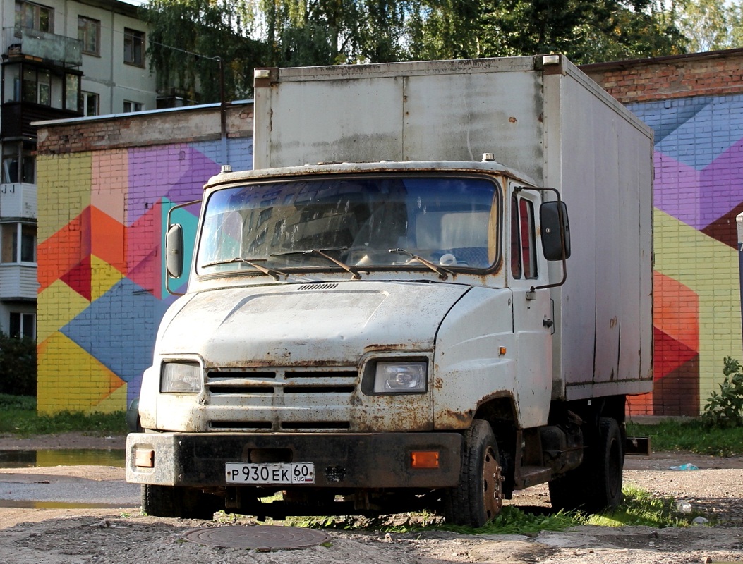 Псковская область, № Р 930 ЕК 60 — ЗИЛ-5301АО "Бычок"