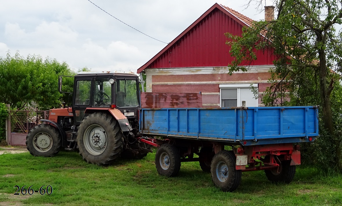 Венгрия, № YKB-184 — Беларус-820.2; Венгрия, № YGK-648 — Mirsa Mechanika (общая модель)