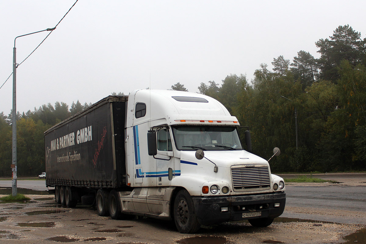 Белгородская область, № С 400 ВР 31 — Freightliner Century Class