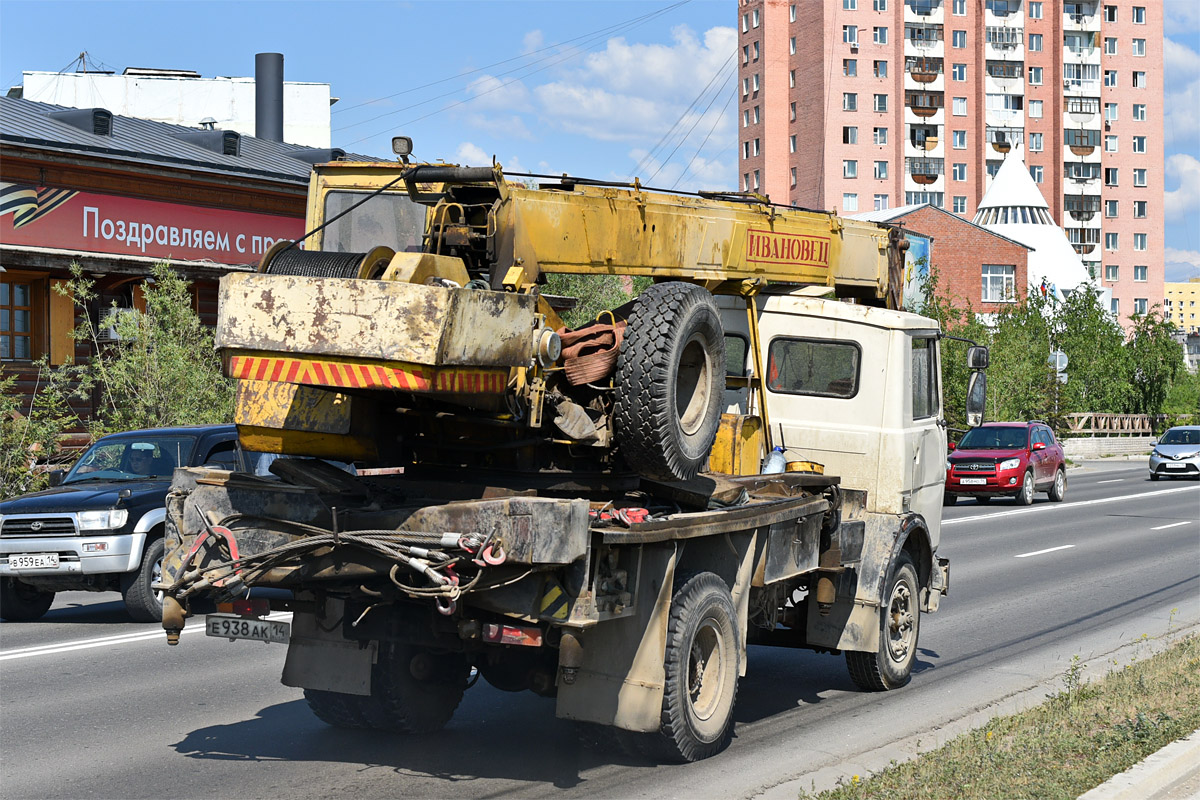 Саха (Якутия), № Е 938 АК 14 — МАЗ-5337 (общая модель)