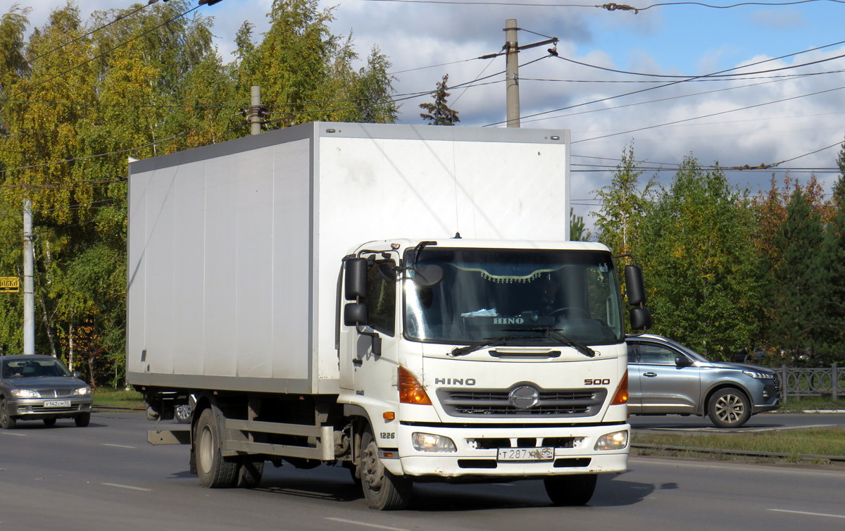 Омская область, № Т 287 ХК 55 — Hino 500