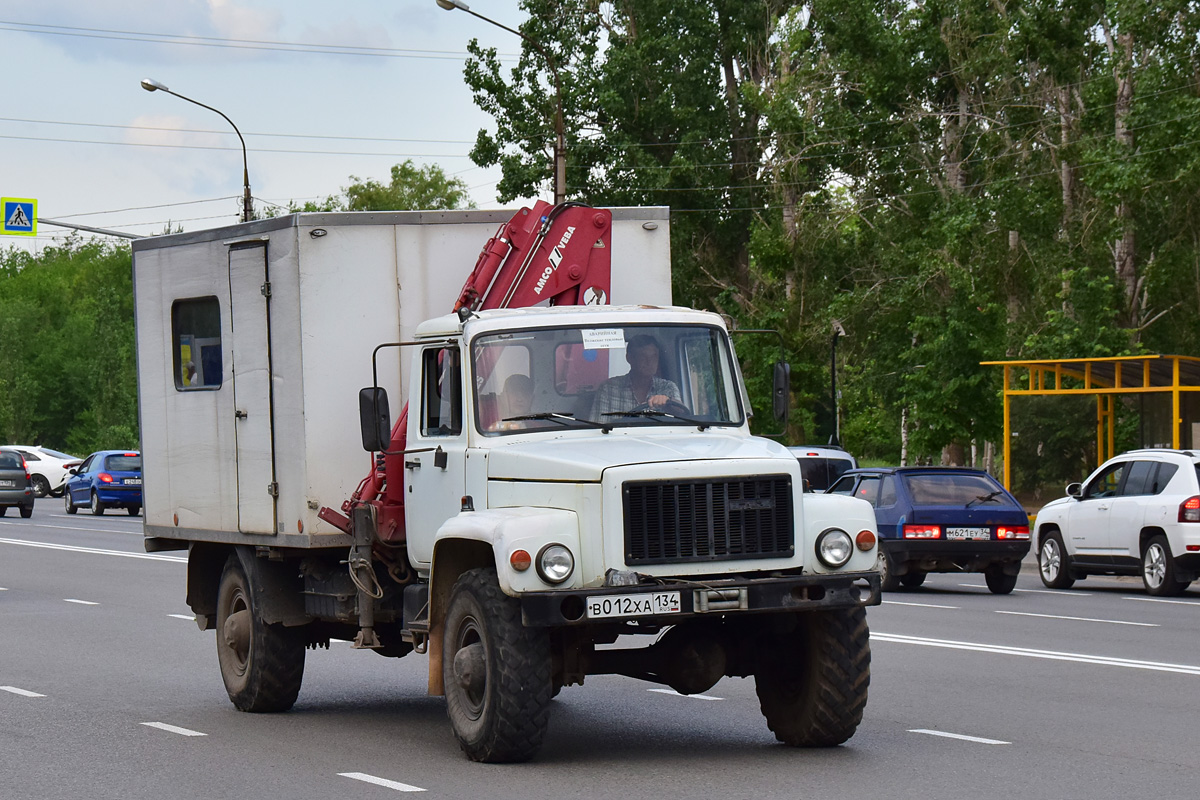 Волгоградская область, № В 012 ХА 134 — ГАЗ-3308 «Садко»