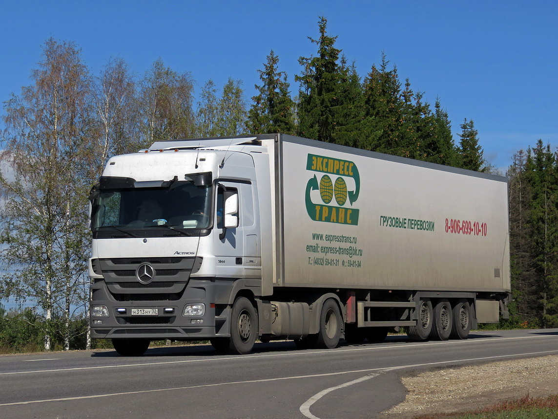 Брянская область, № Н 313 НУ 32 — Mercedes-Benz Actros ('2009) 1844